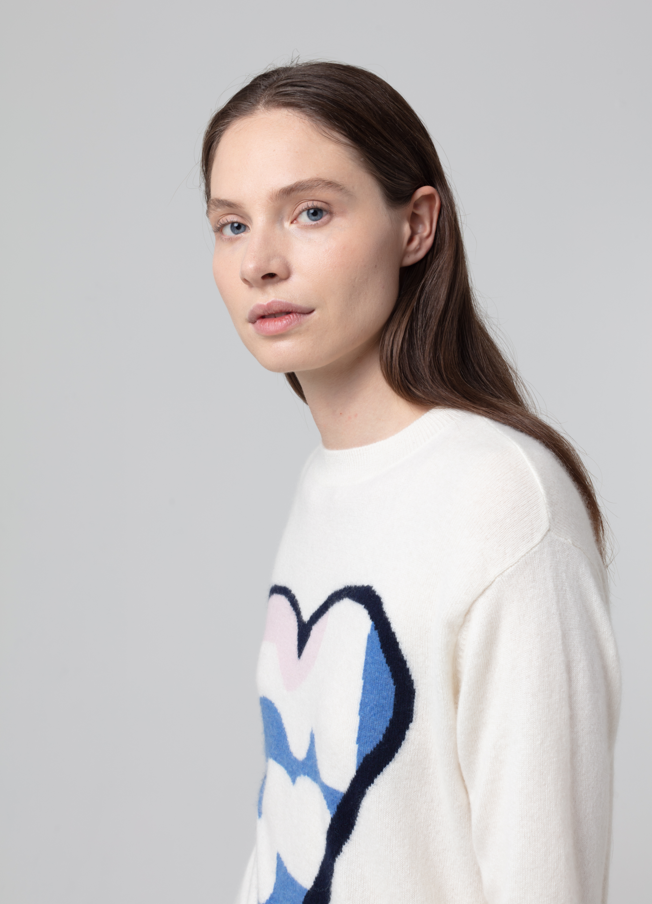 Model’s height 5' 11". Model wears a size Small.