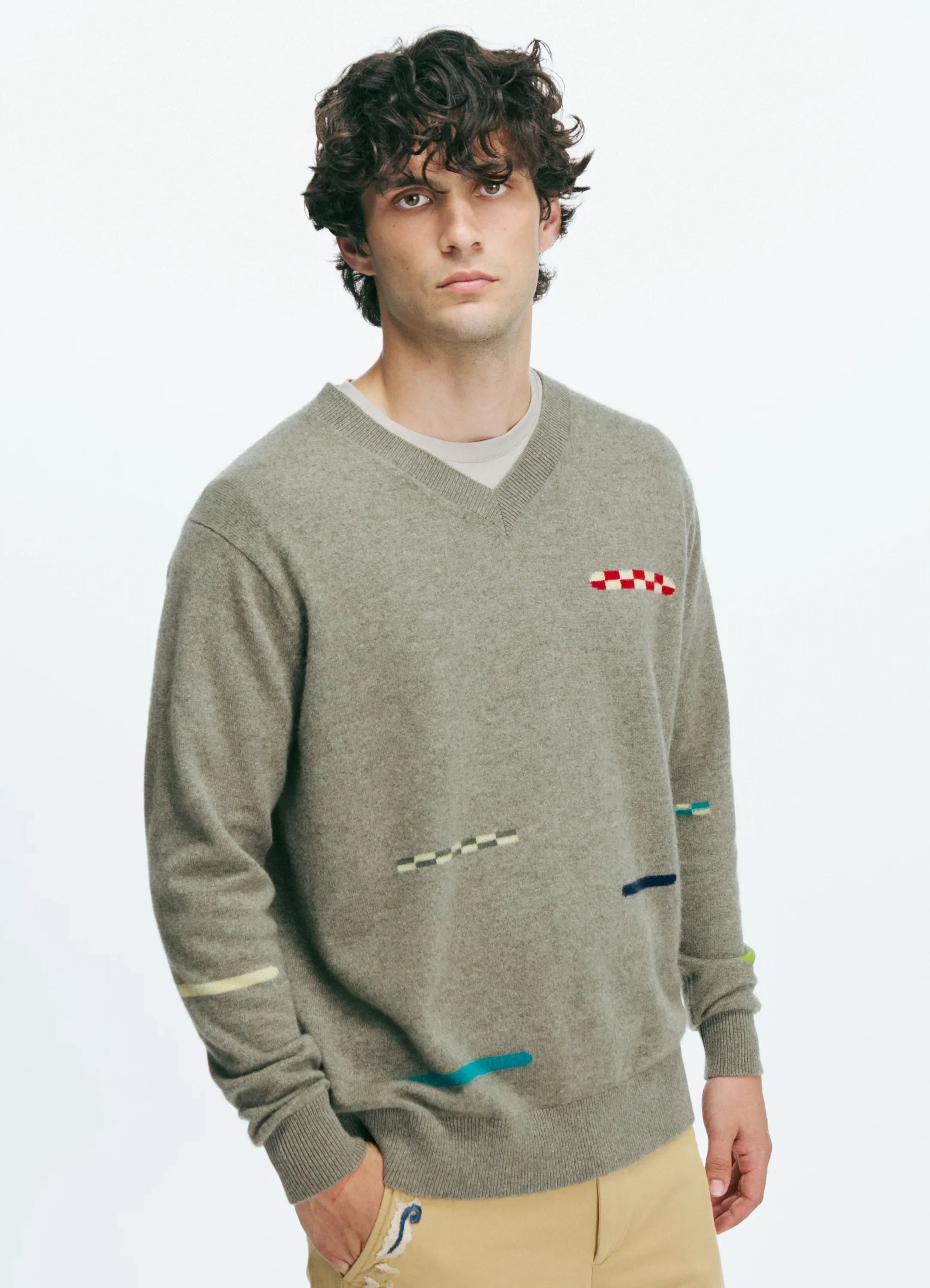 Model's height 6' 2.5". Model wears a size Large.