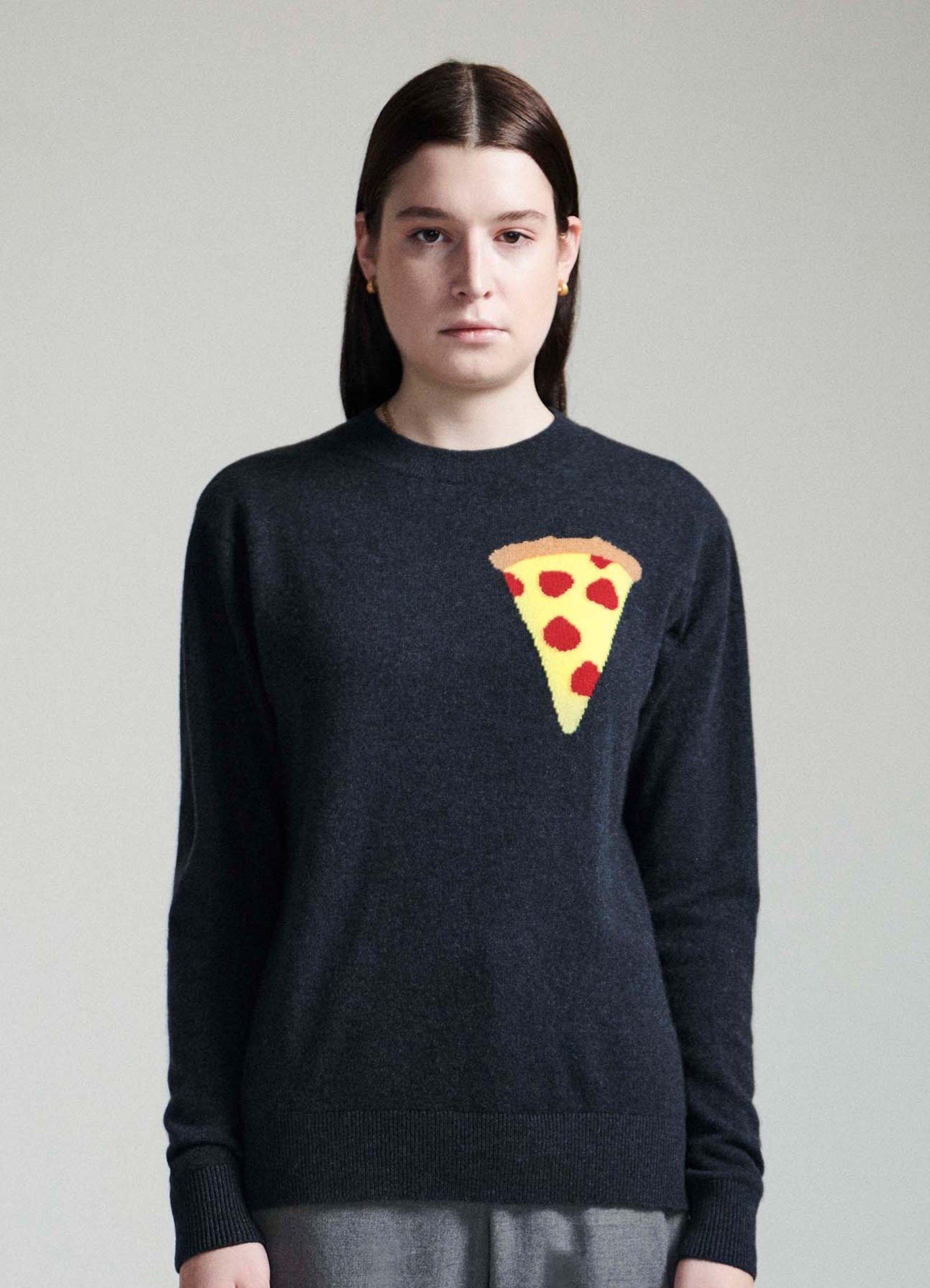 Model’s height 5' 11". Model wears a size Small