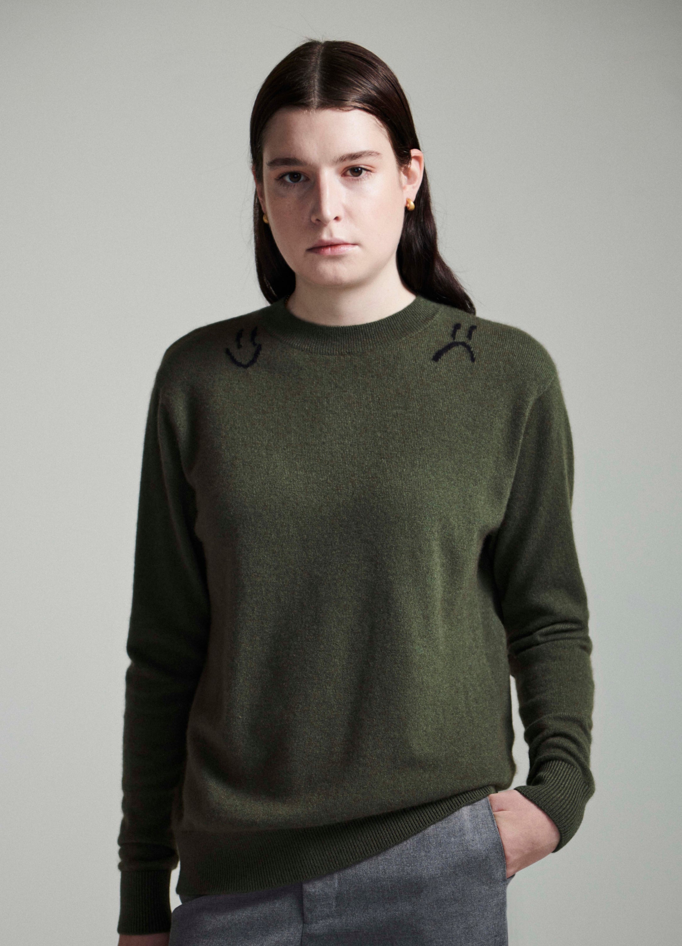 Model’s height 5' 11". Model wears a size Small.