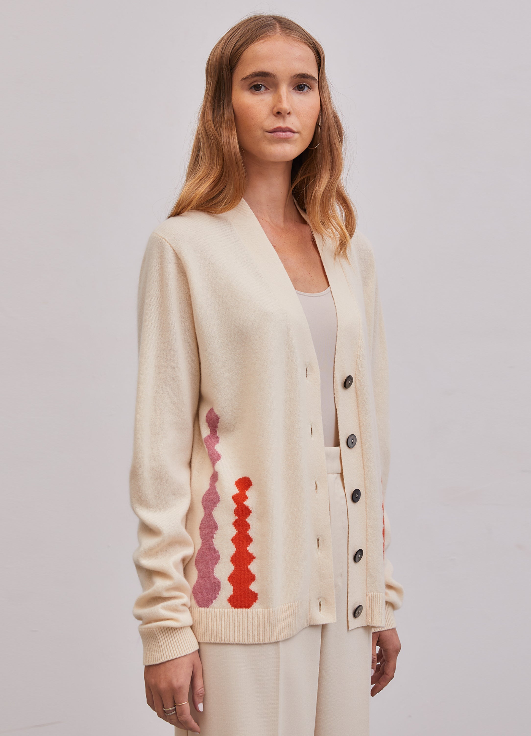 Model’s height 5' 8". Model wears a size Extra Small.