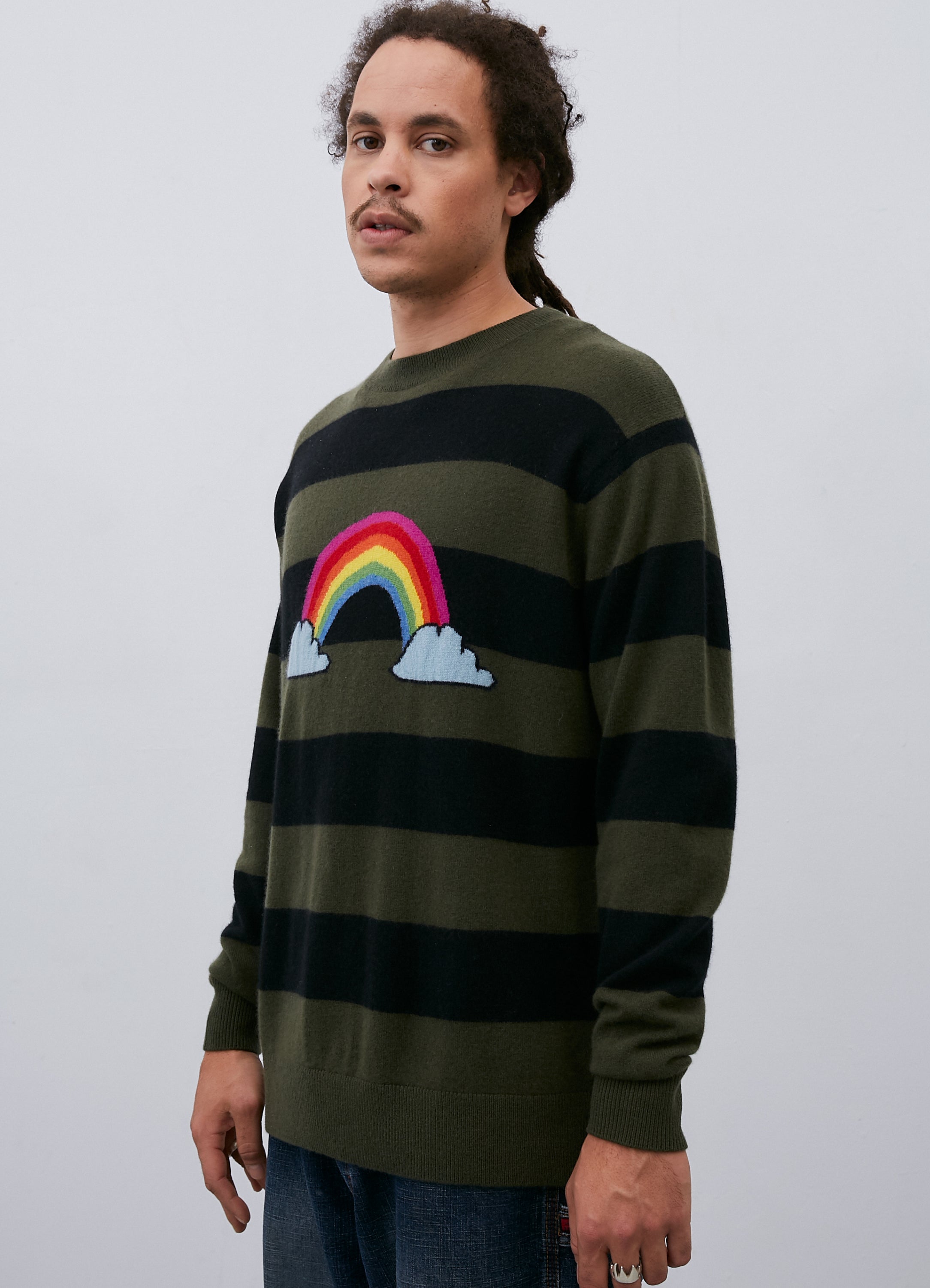 Model’s height 6’ 0”. Model wears a size Medium