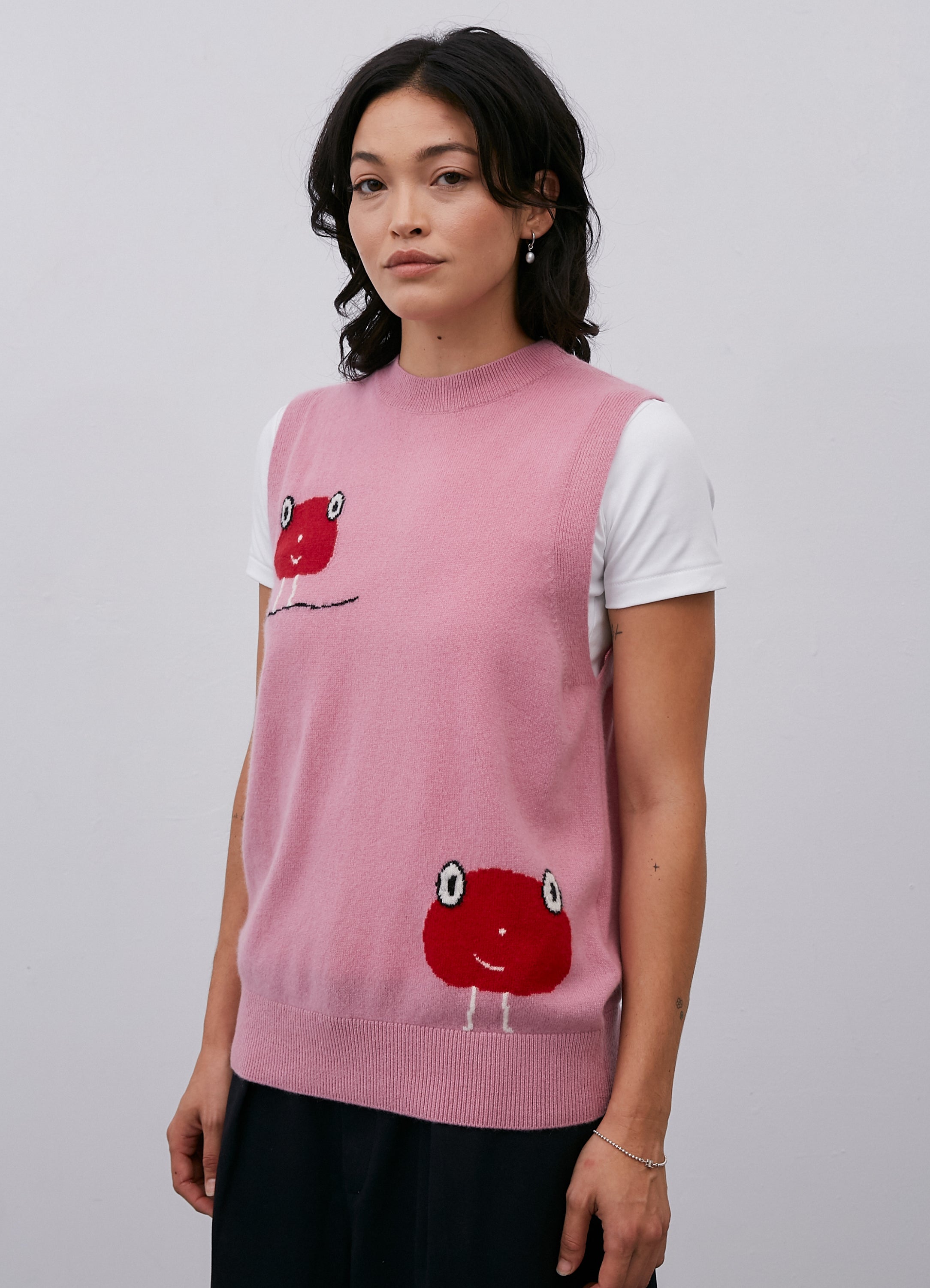 Model’s height 5’ 8”. Model wears a size Extra Small