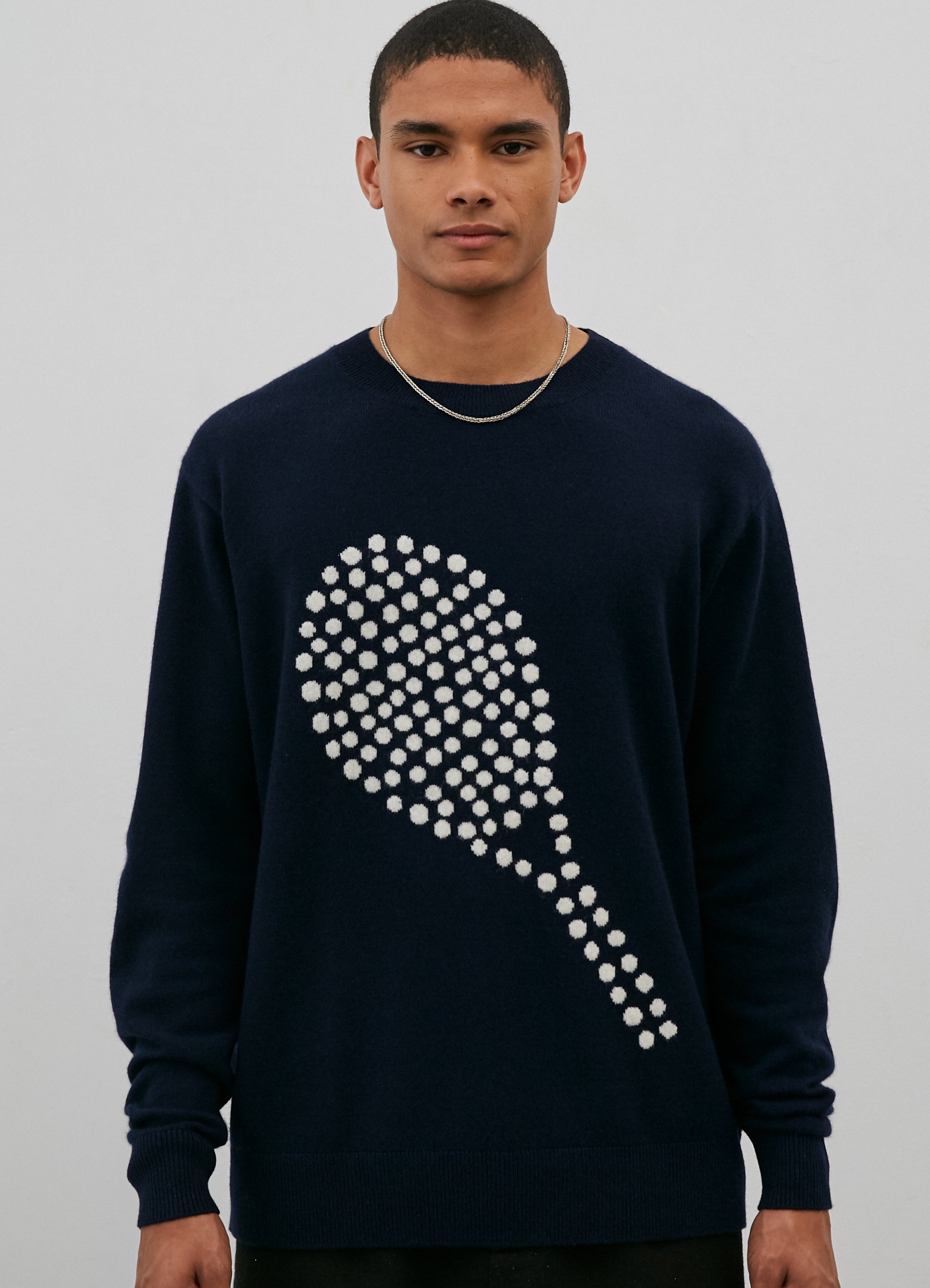 Model’s height 6’ 1”. Model wears a size Medium