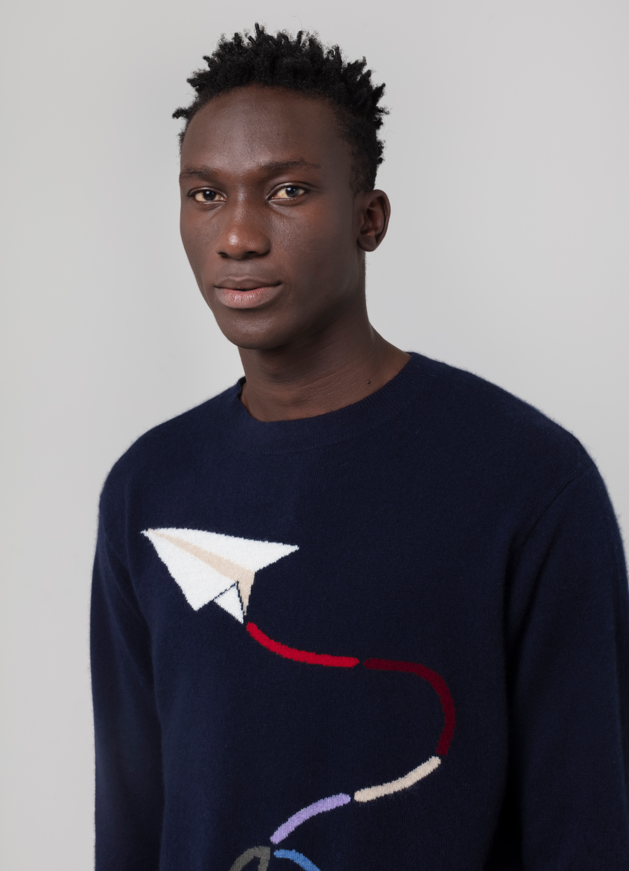 Model’s height 6’ 2". Model wears a size Large.