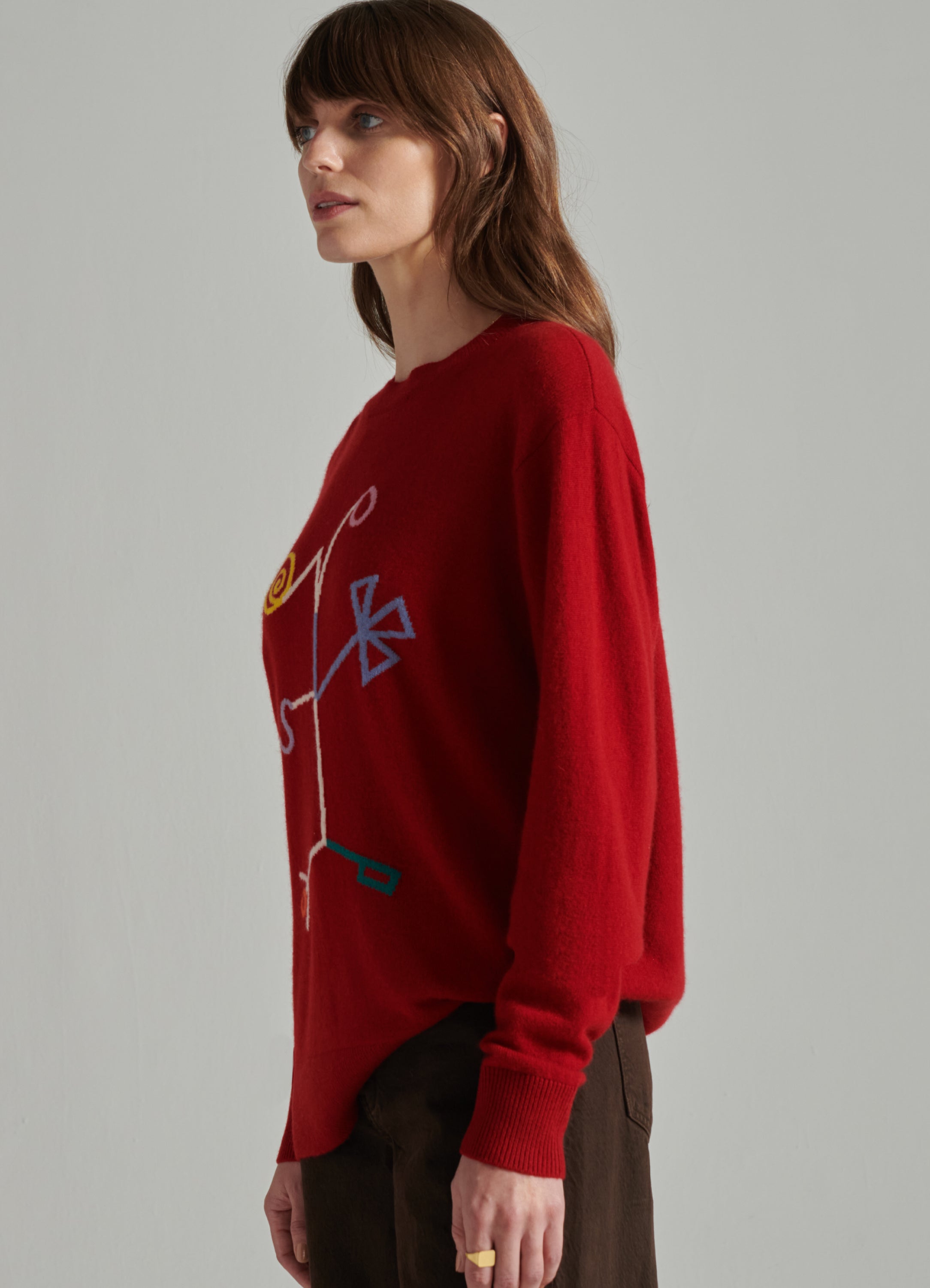 Model’s height 5' 11". Model wears a size Small.