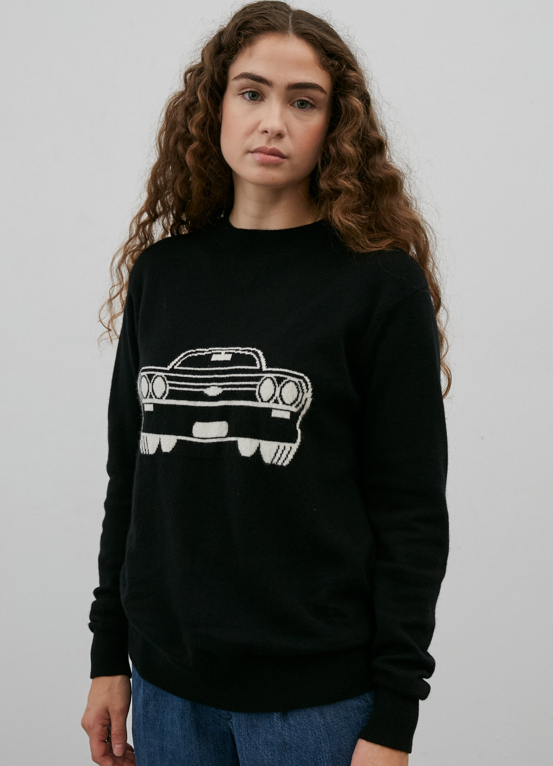 Model’s height 5’ 9”. Model wears a size Extra Small