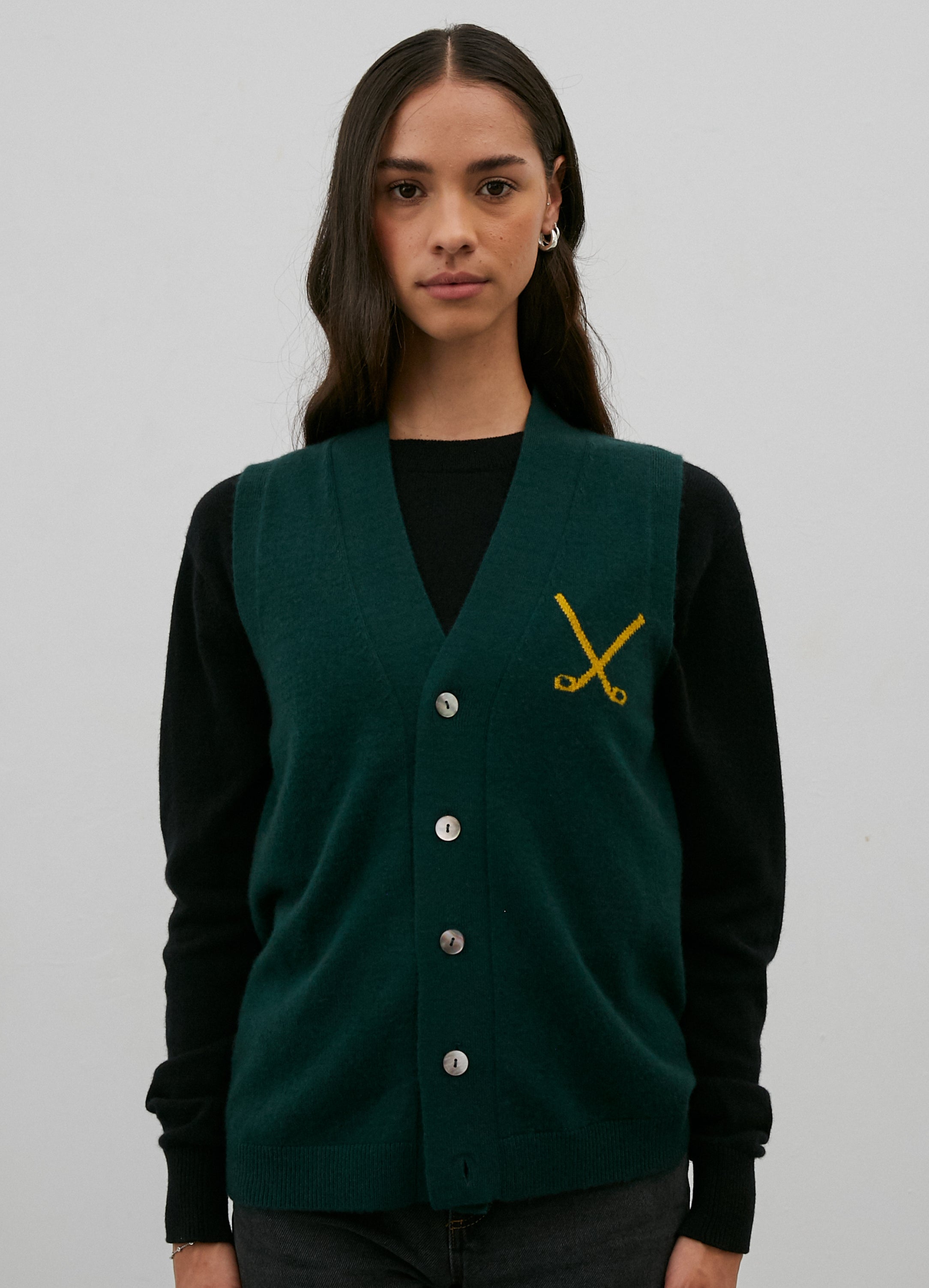 Model’s height 5’9.5”. Model wears a size Extra Small